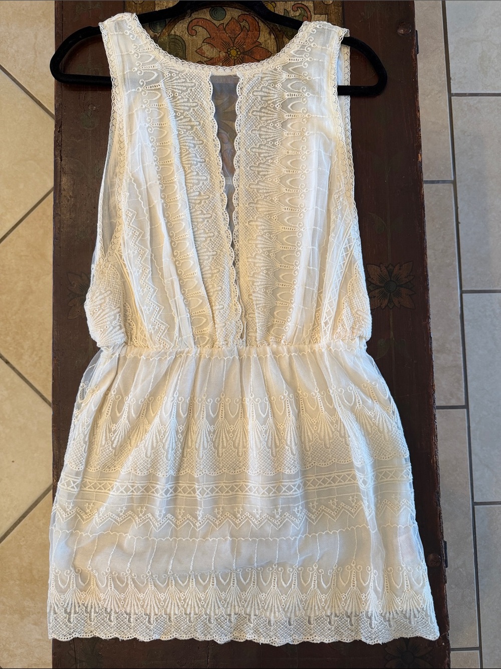 White Lace Embroidered Swimsuit Coverup